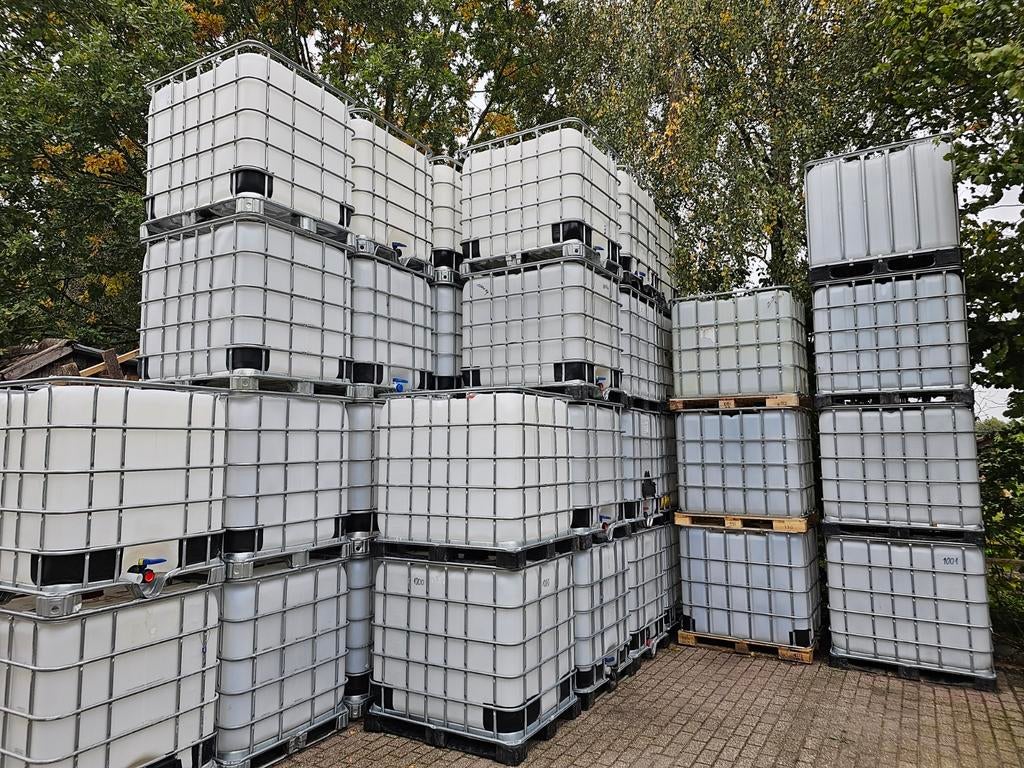 IBC vaten, 1000 liter vat/ regenton, Tuin en Terras, Regentonnen, 150 liter of meer, Ophalen