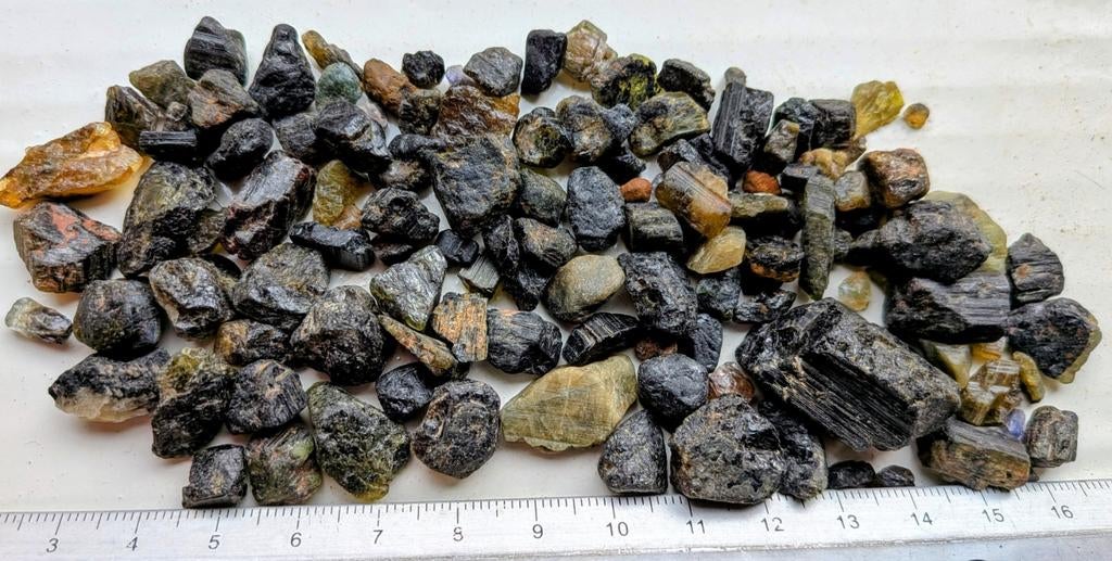 Ruwe Toermalijn multicolor Zambia, Verzenden, Mineraal
