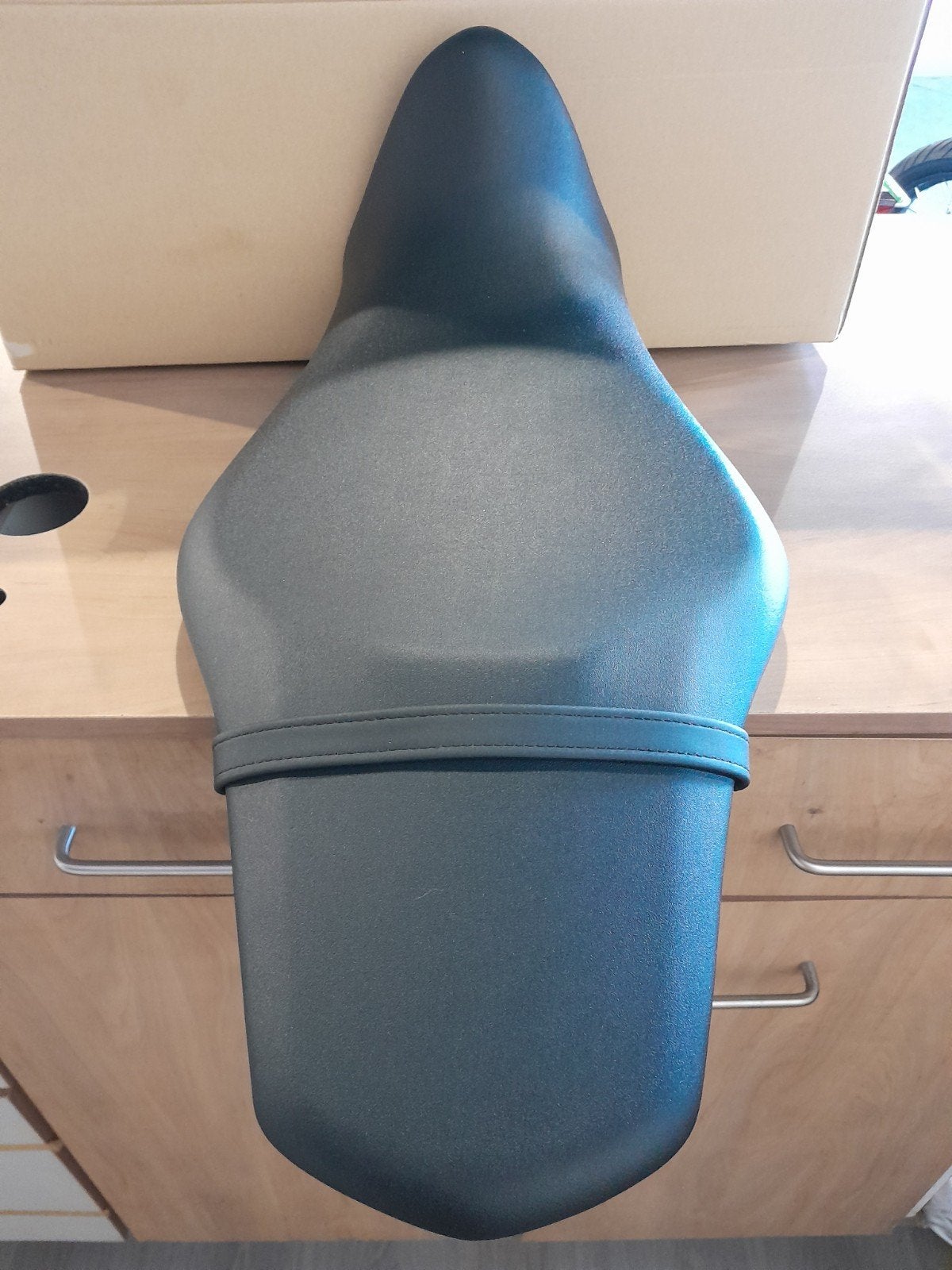 Nieuw zadel/buddyseat Yamaha MT-09 2023 model, Ophalen of Verzenden, Nieuw