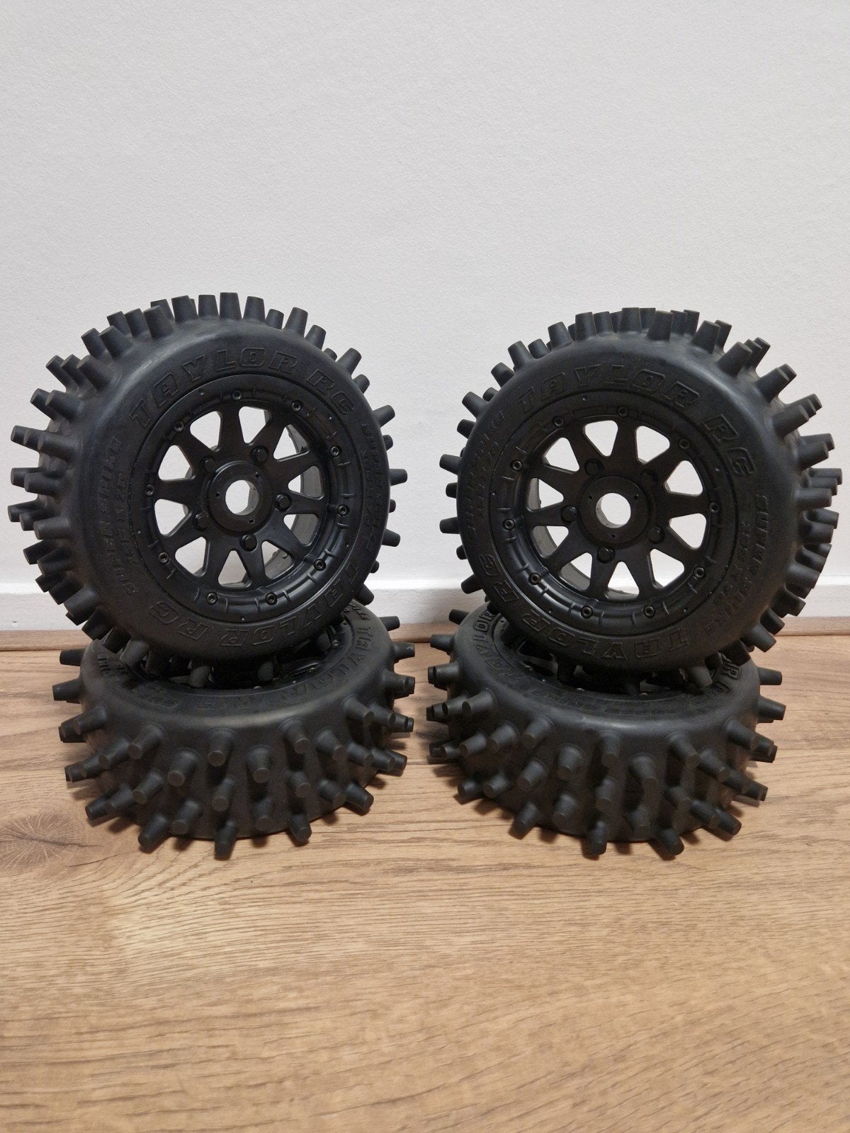 Taylor 195mm super spike banden 24mm hex, Ophalen of Verzenden