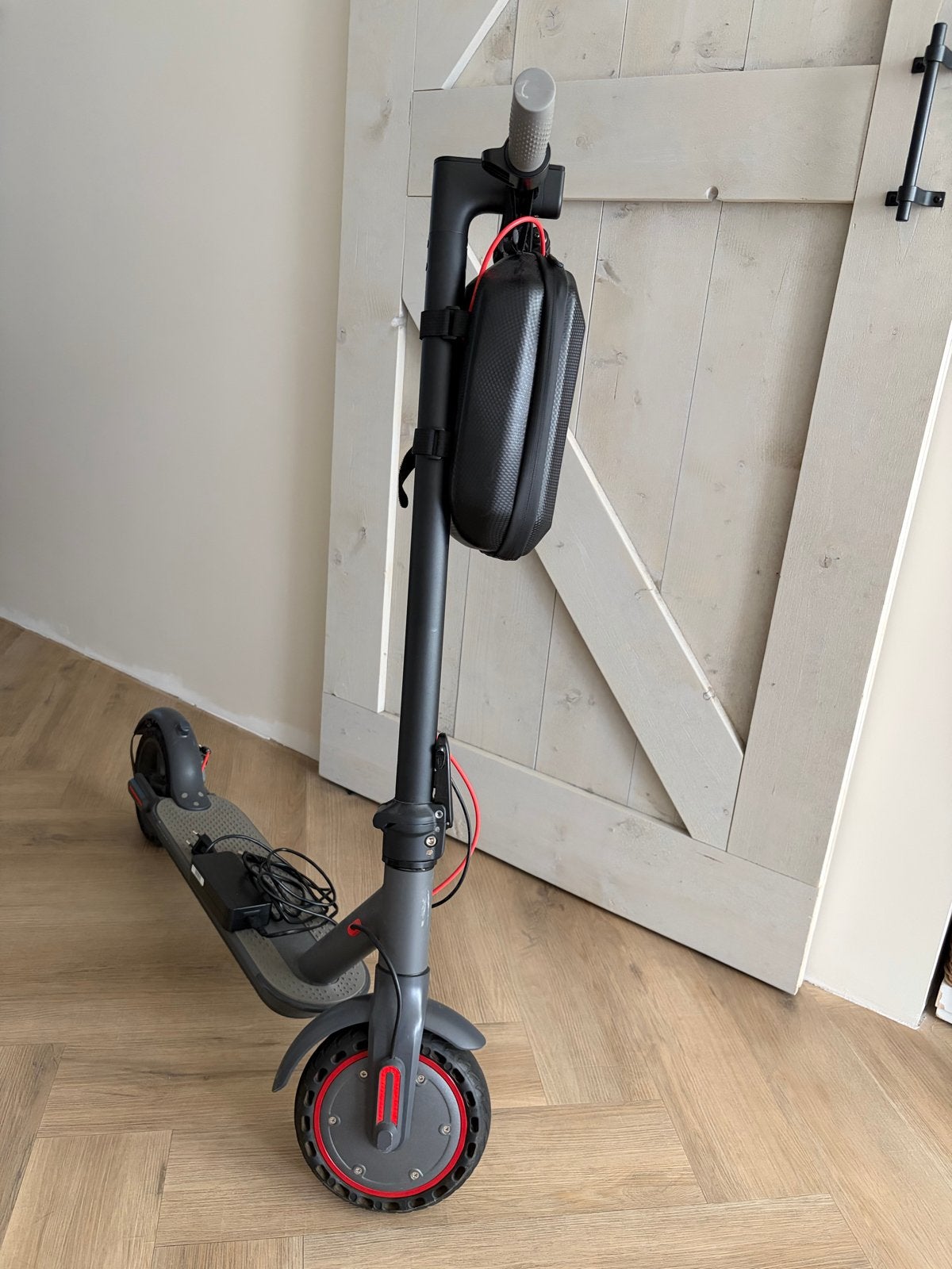 Elektrische step – 36V – 25 km/u – met oplader – Goede staat, Ophalen, Gebruikt, Elektrische step (E-scooter)