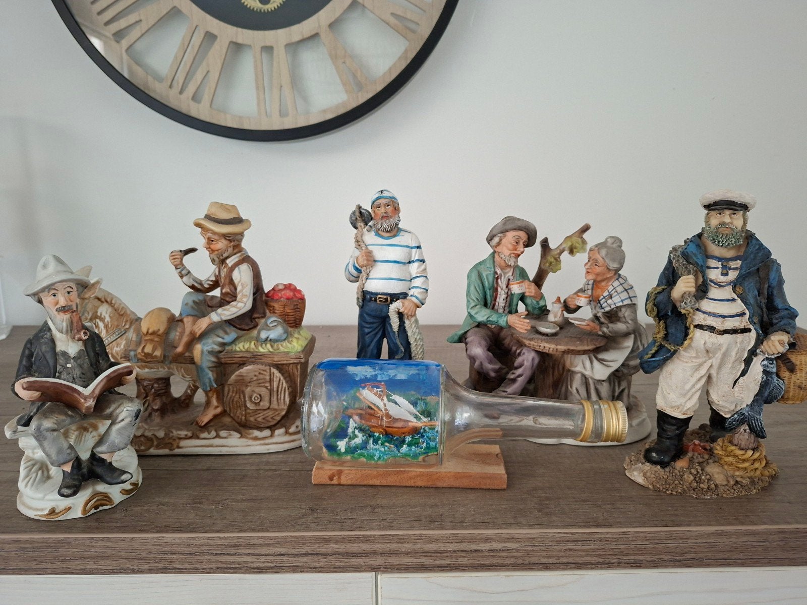 Verzameling van 6 decoratieve beeldjes, Verzamelen, Ophalen of Verzenden, Zo goed als nieuw, Mens
