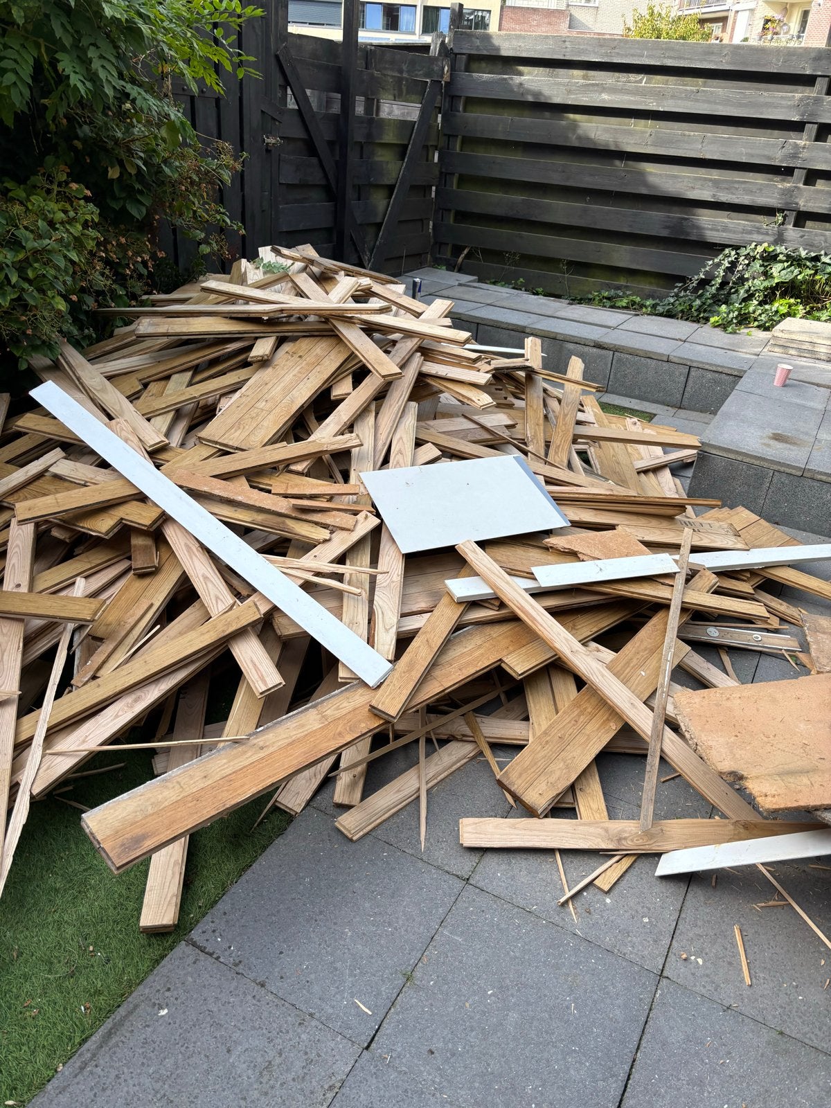 Gratis brandhout: parketvloer in Haarlem, Tuin en Terras, Minder dan 3 m³, Ophalen, Overige houtsoorten, Blokken