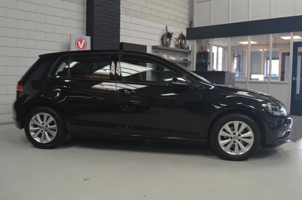 Volkswagen Golf 1.0 TSI Comfortline // CLIMA // ADAPTIVE CRU, Stof, Gebruikt, 1165 kg, 116 pk