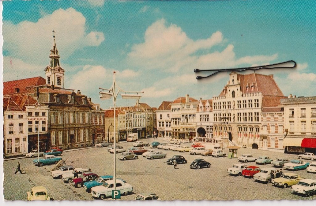 Bergen op Zoom, markt, auto's Ford Consul Capri, VW Kever, Ophalen of Verzenden, 1960 tot 1980, Gelopen, Noord-Brabant
