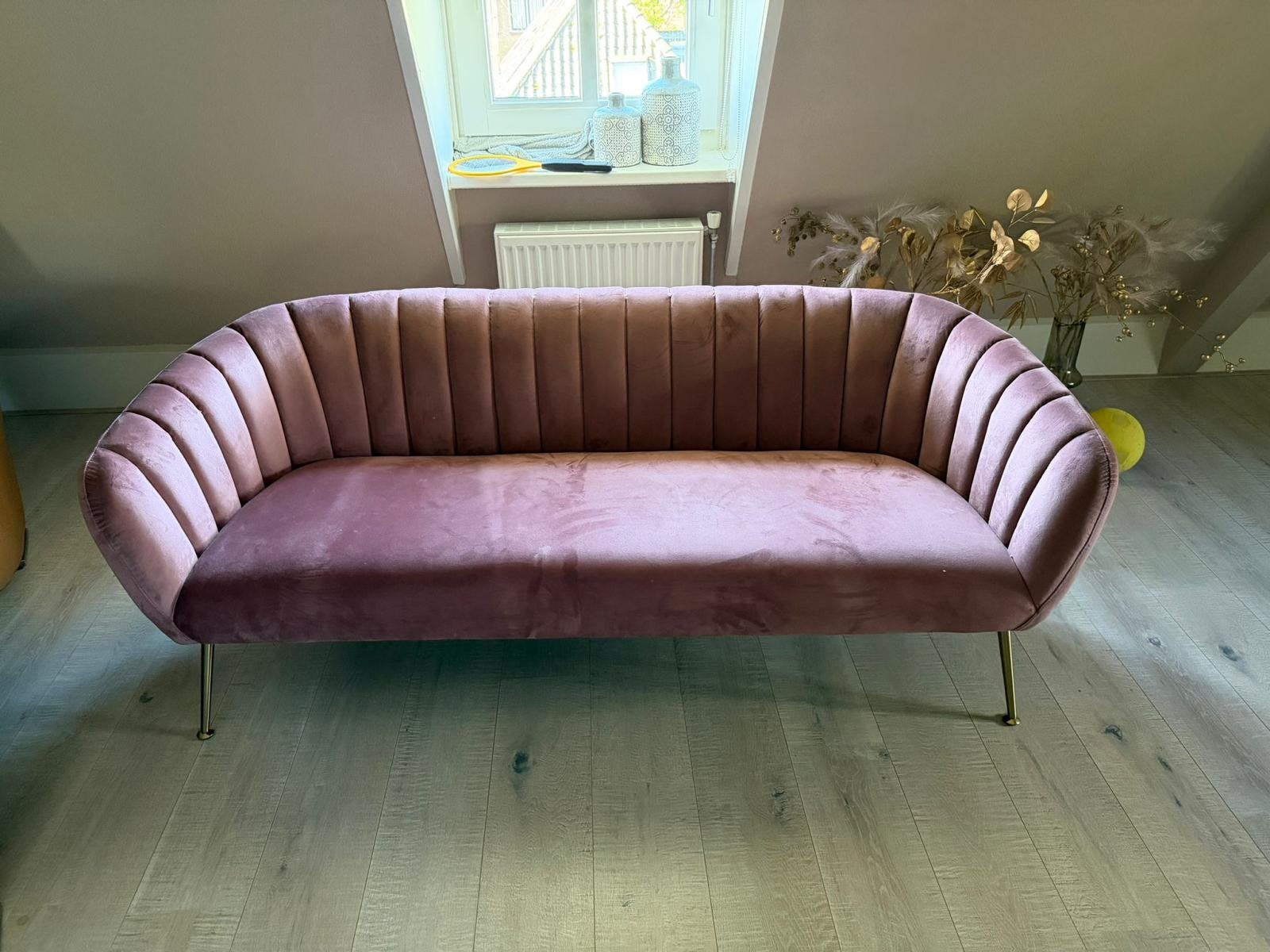 Fluweel roze bankje, Ophalen, Tweepersoons, 75 tot 100 cm, Zo goed als nieuw