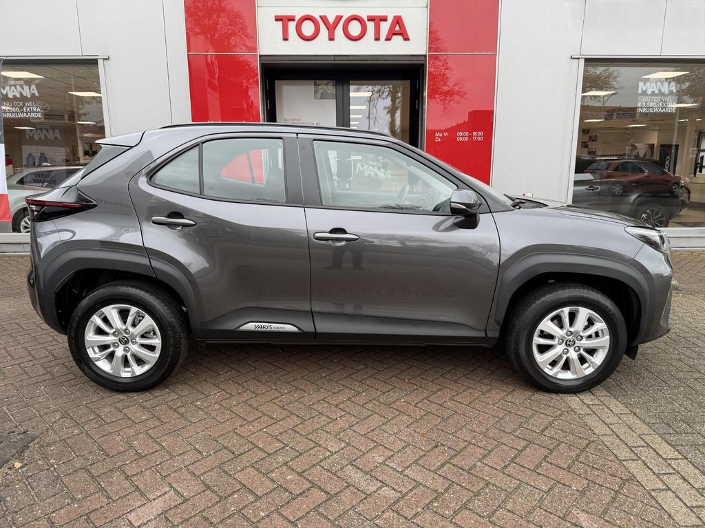 Toyota Yaris Cross 1.5 Hybrid Active Adaptieve cruise contro, Stof, Gebruikt, 116 pk, 23 km/l