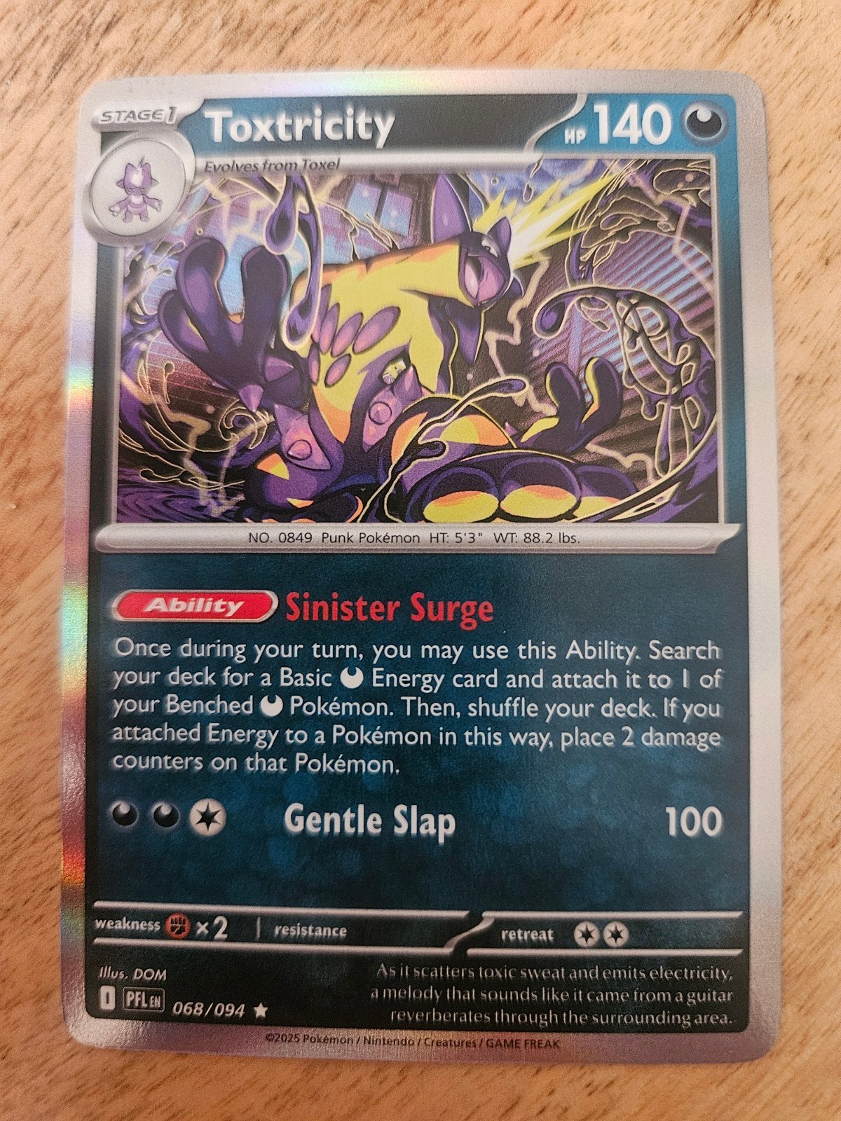 Toxtricity Pokémon Kaart (068/094) - Holo, Ophalen of Verzenden, Zo goed als nieuw, Losse kaart