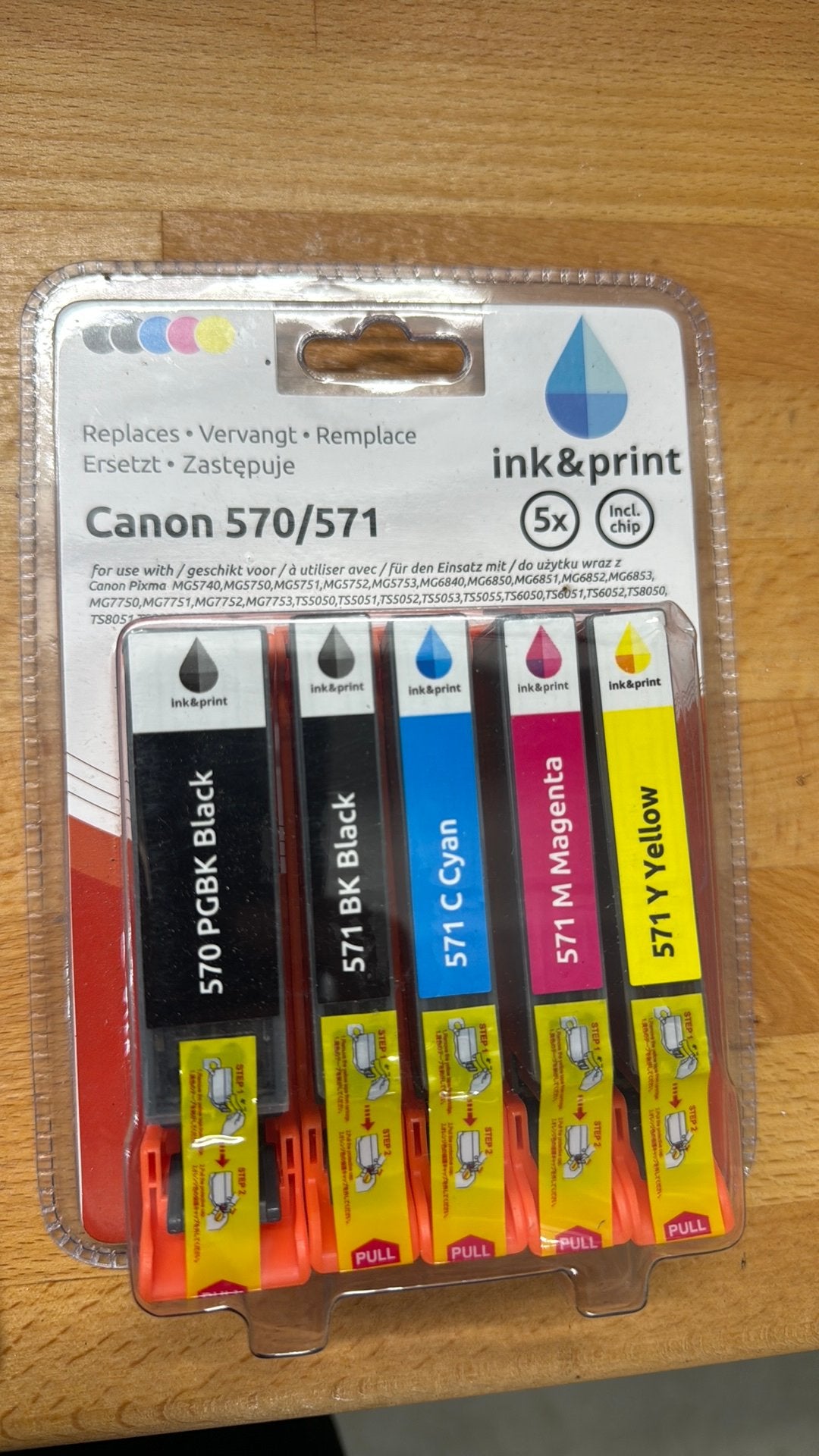 Ink, Ophalen of Verzenden, Zo goed als nieuw