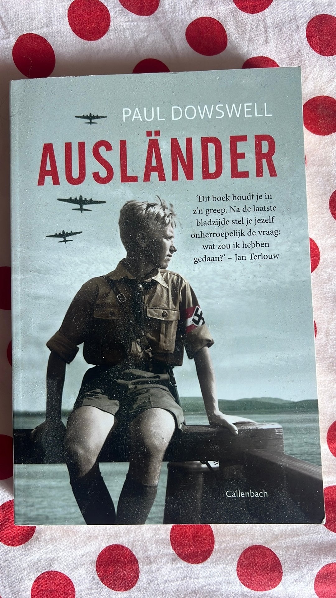 Paul Dowswell - Auslander, Ophalen of Verzenden, Zo goed als nieuw, Paul Dowswell