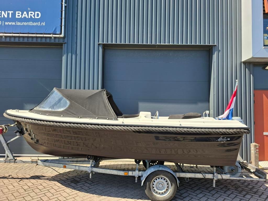 Prachtige Liberty 520 + Honda 15PK 4 Takt, Watersport en Boten, Sloepen, 15 pk, Ophalen of Verzenden, Rondzit, Liberty