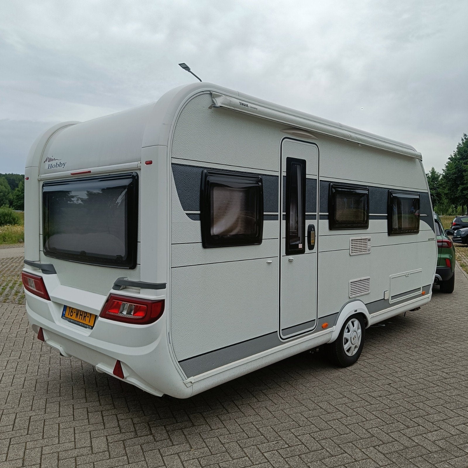 Hobby 460 DL 2021+2 aparte bedden+mover+luifel etc IZGST!, Caravans en Kamperen, Standaardzit, 2 aparte bedden, Hobby, Bedrijf
