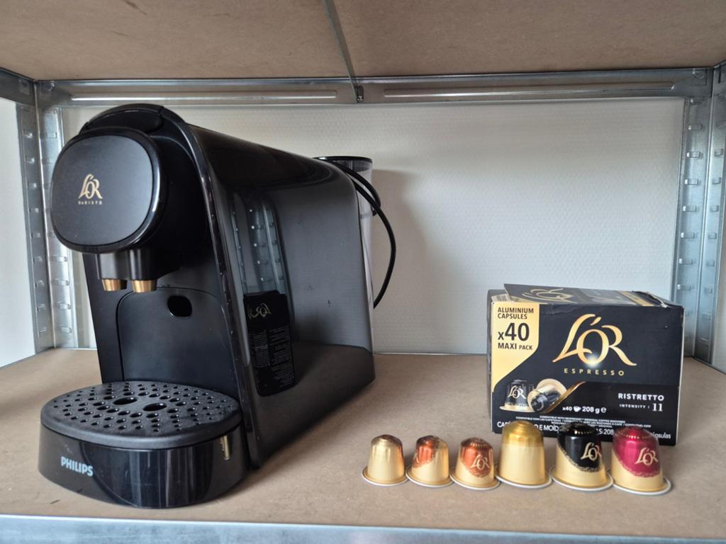 Lor Barista apparaat, Witgoed en Apparatuur, Koffiezetapparaten, Ophalen, Espresso apparaat, Zo goed als nieuw, Koffiepads en cups