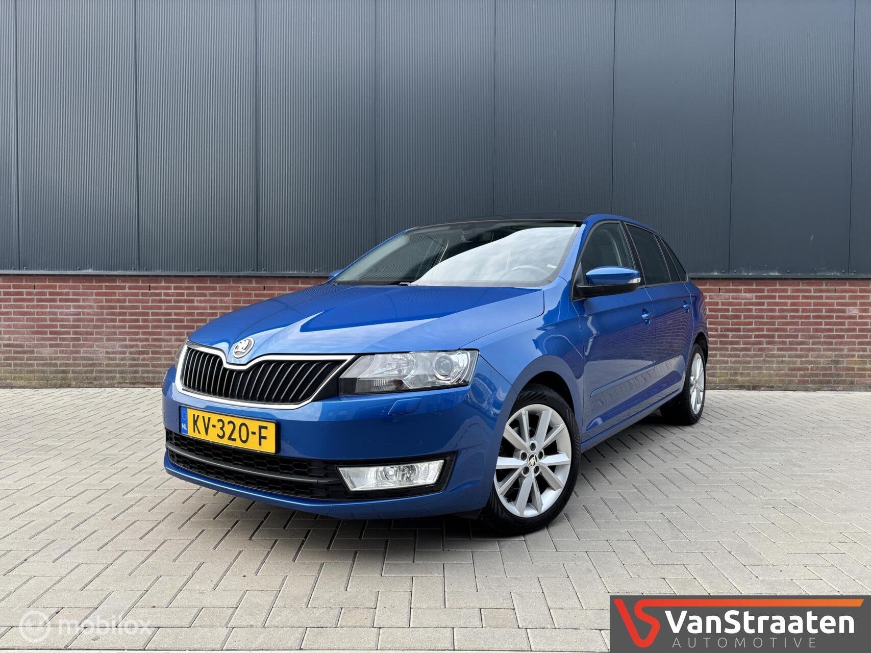Skoda Rapid Spaceback 1.2 TSI Greentech JOY | Pano | Carplay, Auto's, Stof, Gebruikt, Euro 6, 4 cilinders