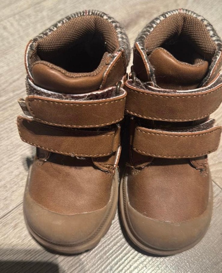 Schoenen maat 21, Kinderen en Baby's, Babykleding | Schoentjes en Sokjes, Ophalen of Verzenden, Zo goed als nieuw, Schoentjes