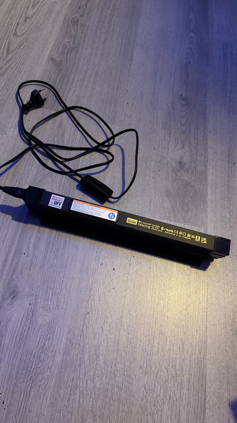 Uvb lamp 7%, Ophalen, Zo goed als nieuw, 500 GB, Met 1 controller