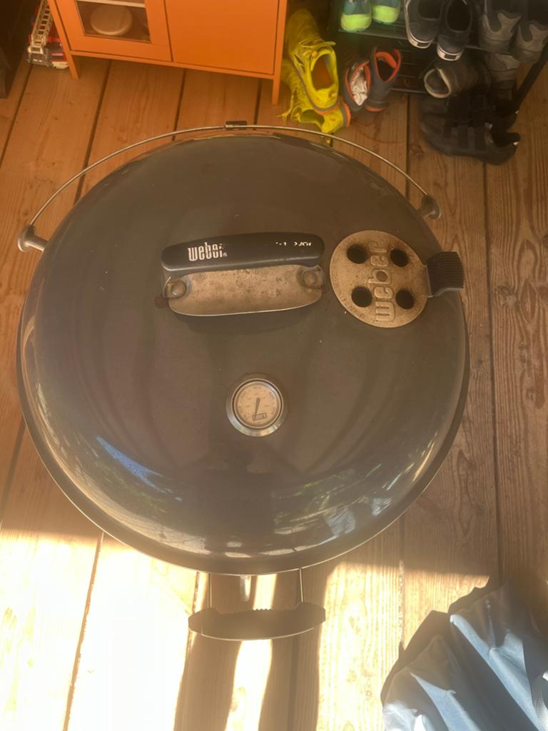 Weber Master-Touch 57cm BBQ, Tuin en Terras, Houtskoolbarbecues, Ophalen, Gebruikt