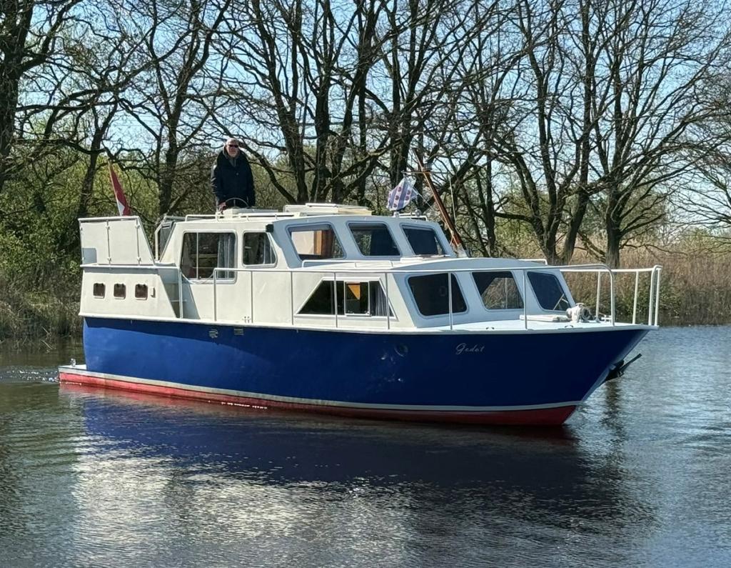 Vechtkruiser 1100 (bj 1985), Watersport en Boten, Motorboten en Motorjachten, Gebruikt