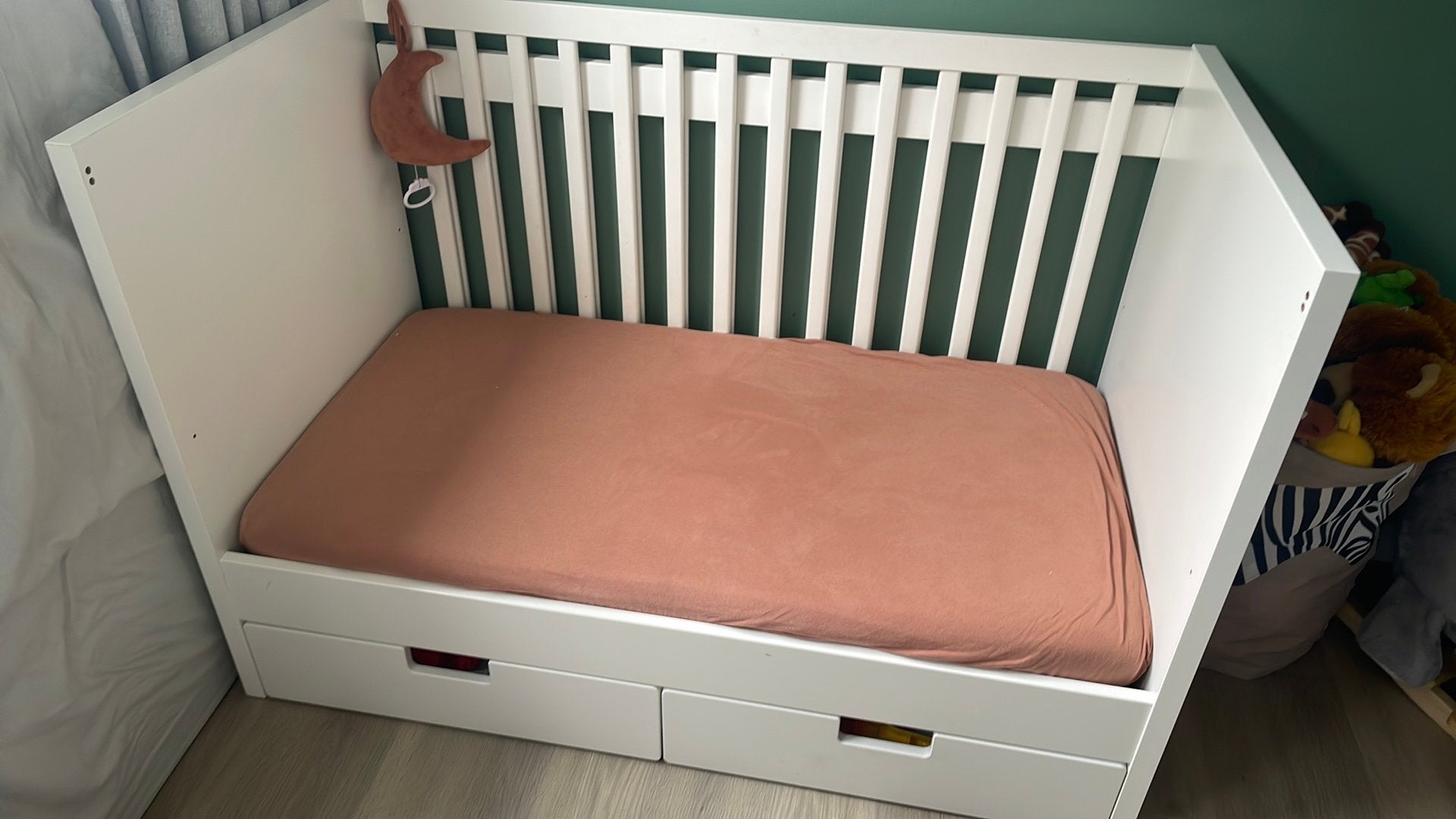 Stuva ikea babybedje, hoogte verstelbaar met laden, Ophalen, Gebruikt, Lattenbodem, Minder dan 140 cm