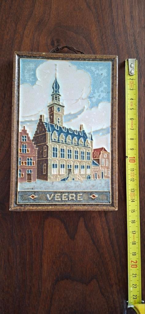 Cloisonne tegel Veere, Antiek en Kunst, Antiek | Wandborden en Tegels, Ophalen of Verzenden