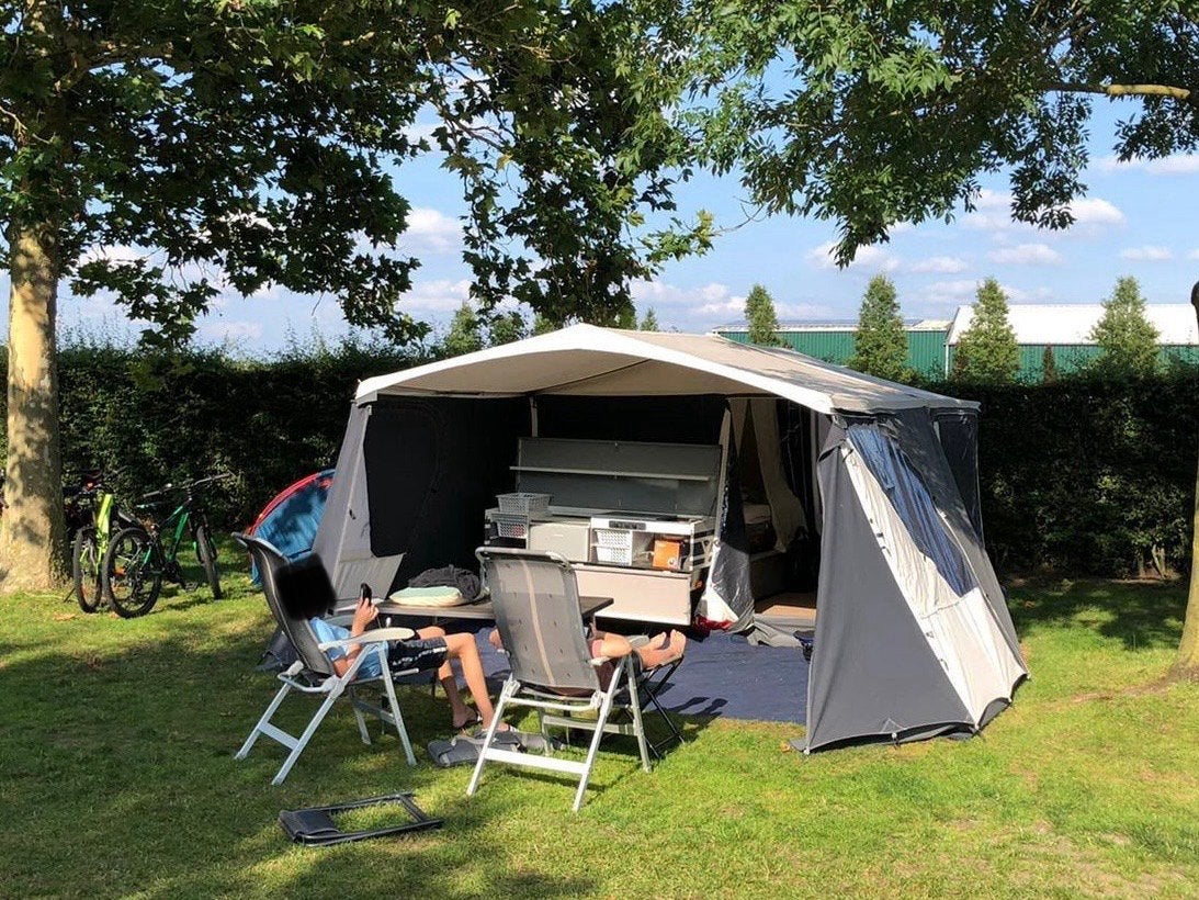Combi-Camp Country 2004 – compleet en vakantieklaar!, Ophalen, Combi-Camp, Tot en met 2, Aanwezig