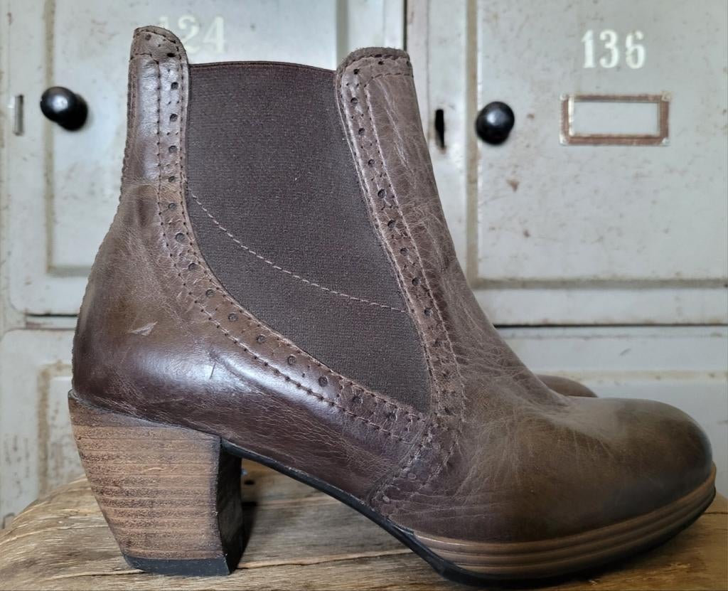 Zgan Bruine WOLKY Laarzen / LAARSJES Maat:38, Kleding | Dames, Schoenen, Ophalen of Verzenden, Zo goed als nieuw, Bruin
