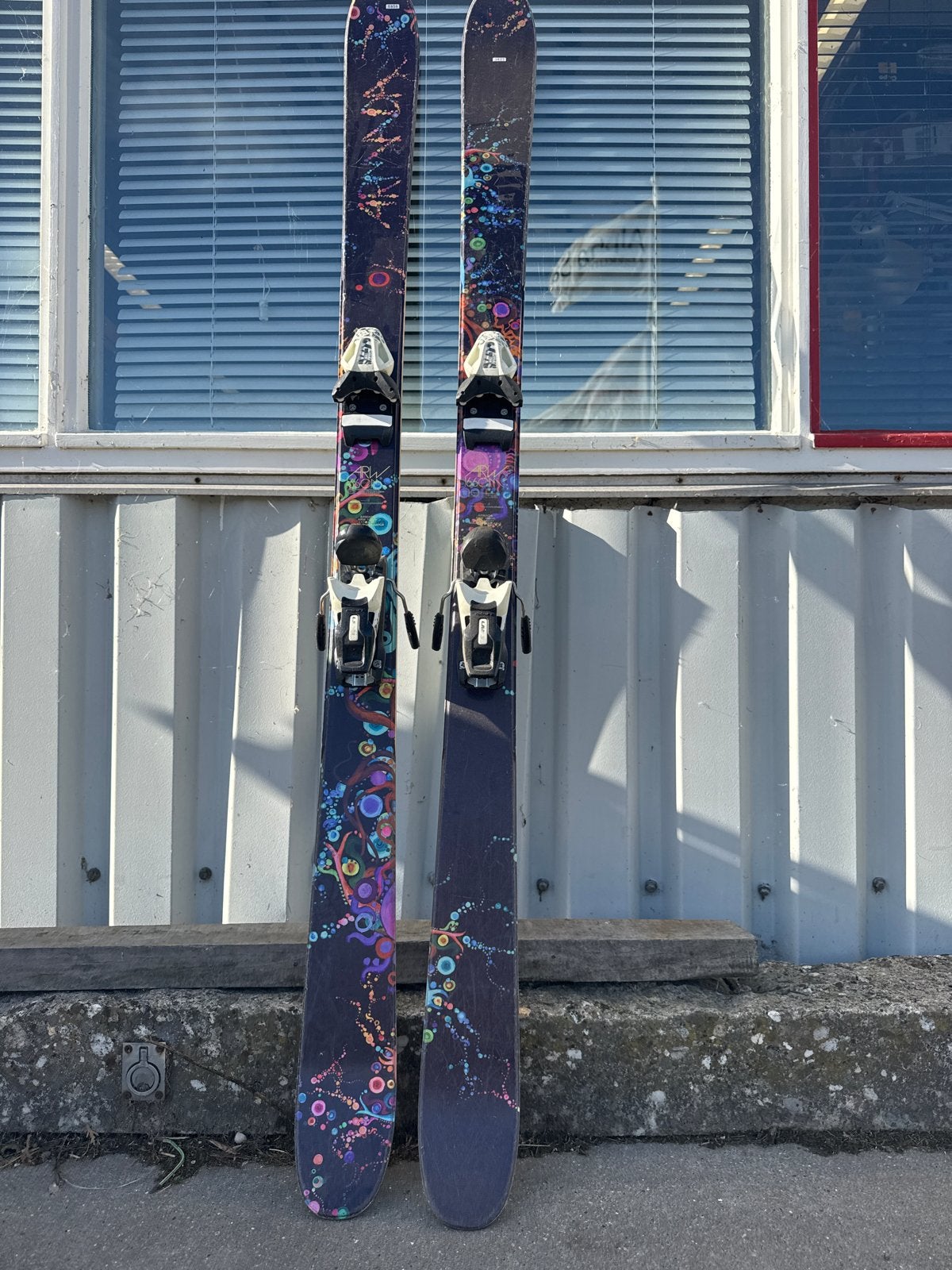 Armada ARW 166cm ski's met Elan bindingen, 160 tot 180 cm, Gebruikt, Skiën, Ski's