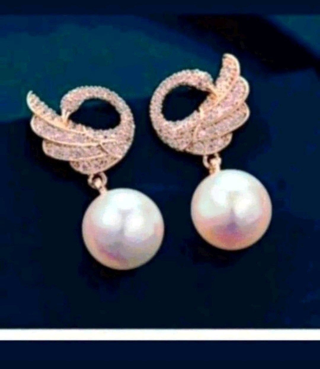 oorbellen zwaan parel Swarovski, Verzenden, Nieuw, Goud, Knopjes of Stekers