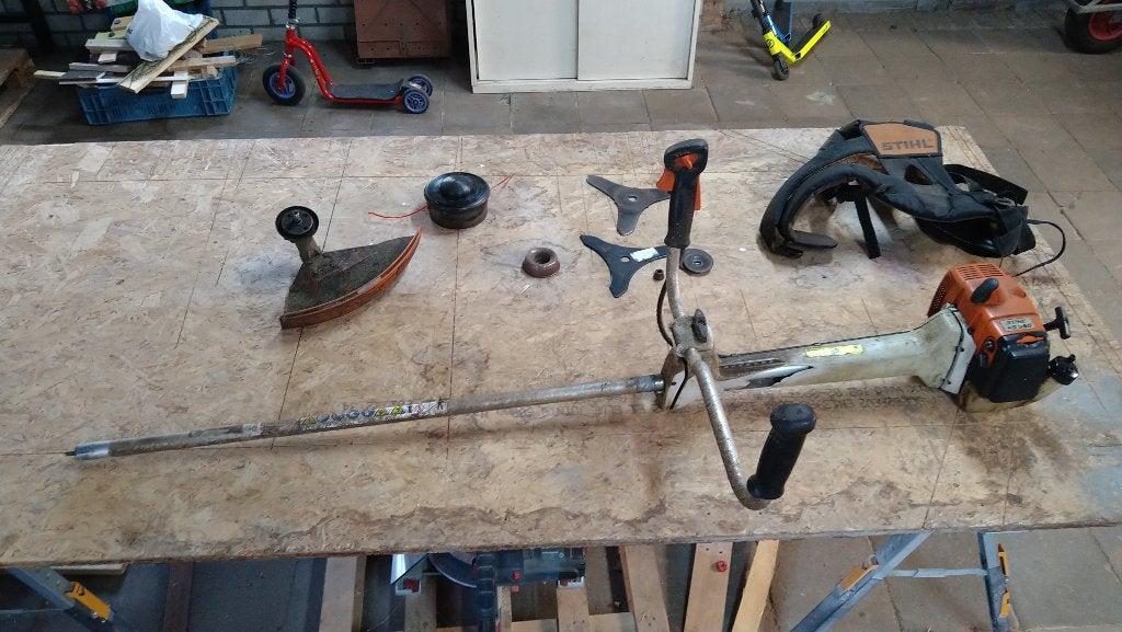 Stihl FS 350 bosmaaier DEFECT, Tuin en Terras, Bosmaaiers, Ophalen, Gebruikt, 30 tot 50 cm, Stihl