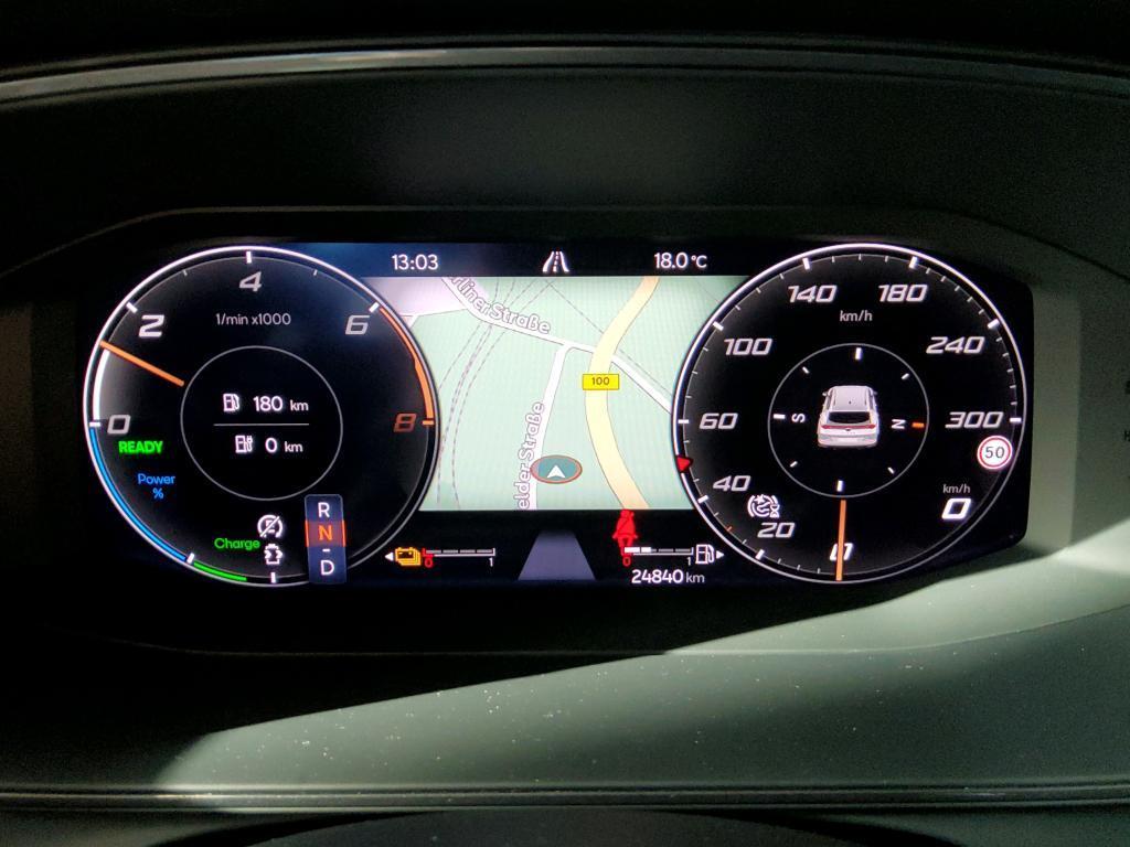 CUPRA Formentor 1.4 e-Hybrid Business Sportief en rijk uitge, Auto's, Automaat, Stof, Gebruikt, Zwart