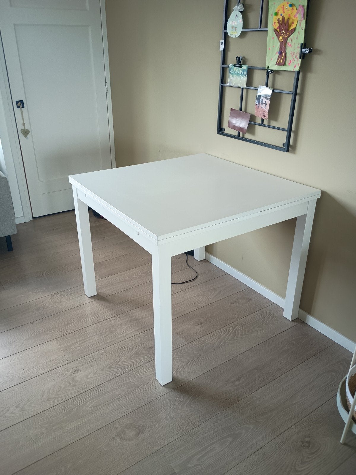 Ikea wit tafel uitschuifbaar 90x90, Ophalen, 50 tot 100 cm, Vijf personen of meer, 150 tot 200 cm