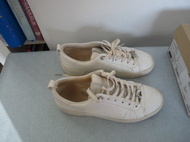Witte sneaker van Ted Baker, mt 37, Wit, Ophalen of Verzenden, Sneakers of Gympen, Ted Baker
