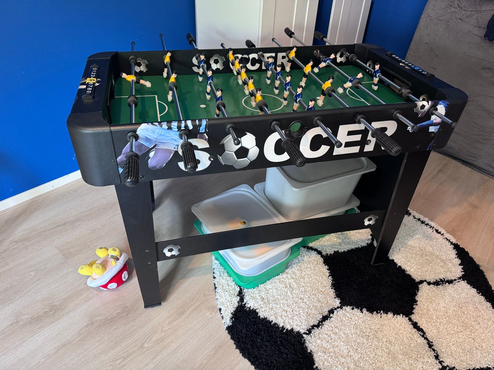 Voetbaltafel in goede staat, incl 3 balletjes, Kinderen en Baby's, Speelgoed | Voetbaltafels, Ophalen, Gebruikt