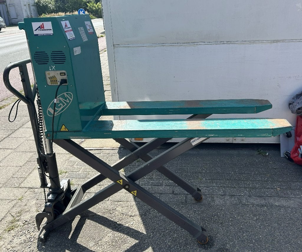 Armanni Semi-Elektrische schaar– pallet heffer en MIC heffer, Doe-het-zelf en Verbouw, Ophalen, Gebruikt