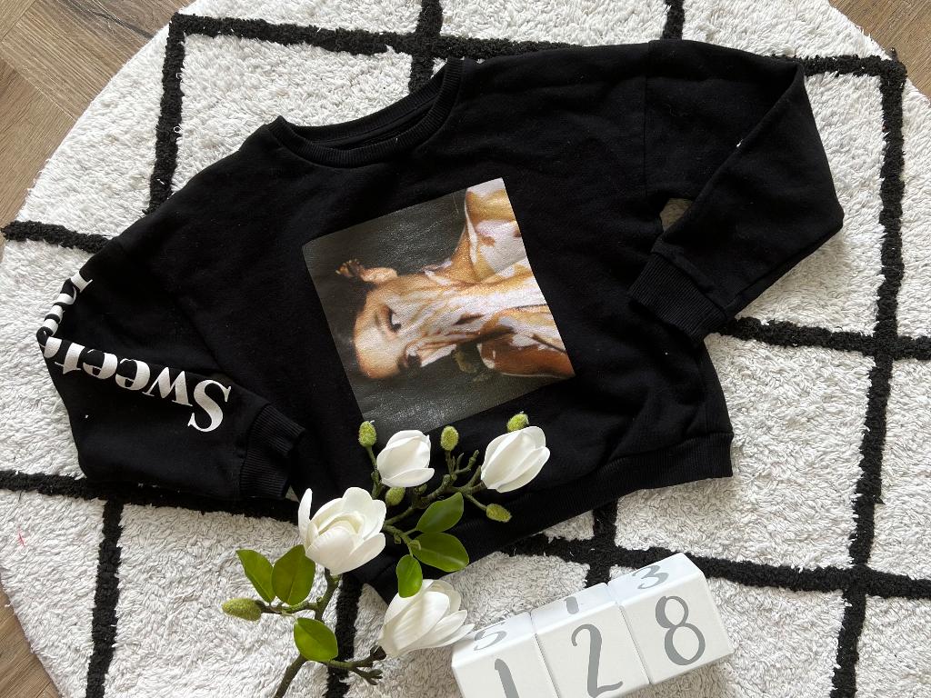 Heel goed zwart Ariane Grande sweater trui 128 grand tour, Meisje, Trui of Vest, Ophalen of Verzenden, Zo goed als nieuw