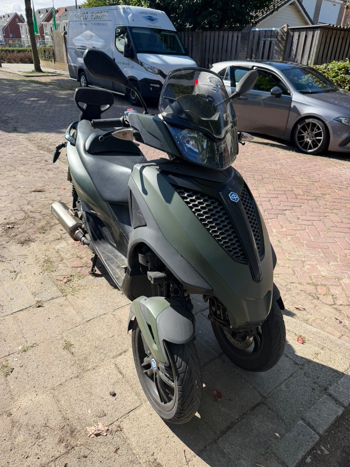 Mp3 piaggio, Fietsen en Brommers, Scooters | Piaggio, Ophalen, Zo goed als nieuw, Benzine, Overige modellen