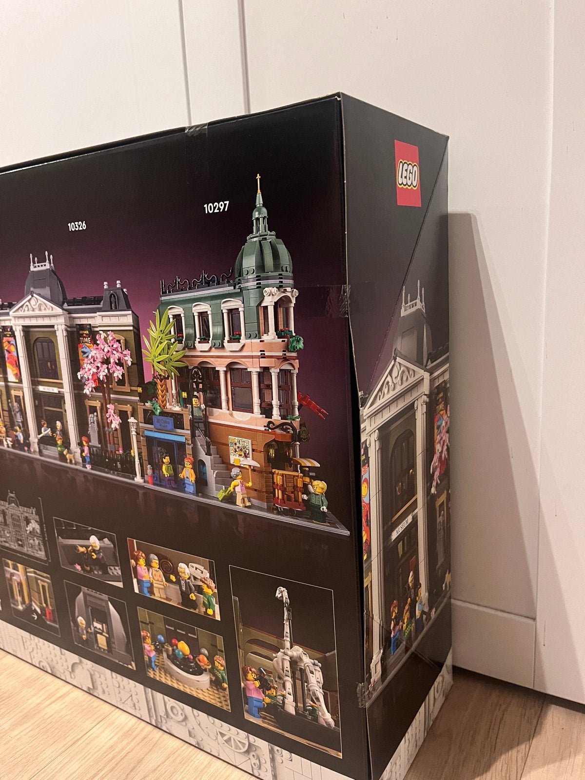 LEGO Icons 10326 Natuurhistorisch Museum Nieuw in doos, Ophalen of Verzenden, Nieuw