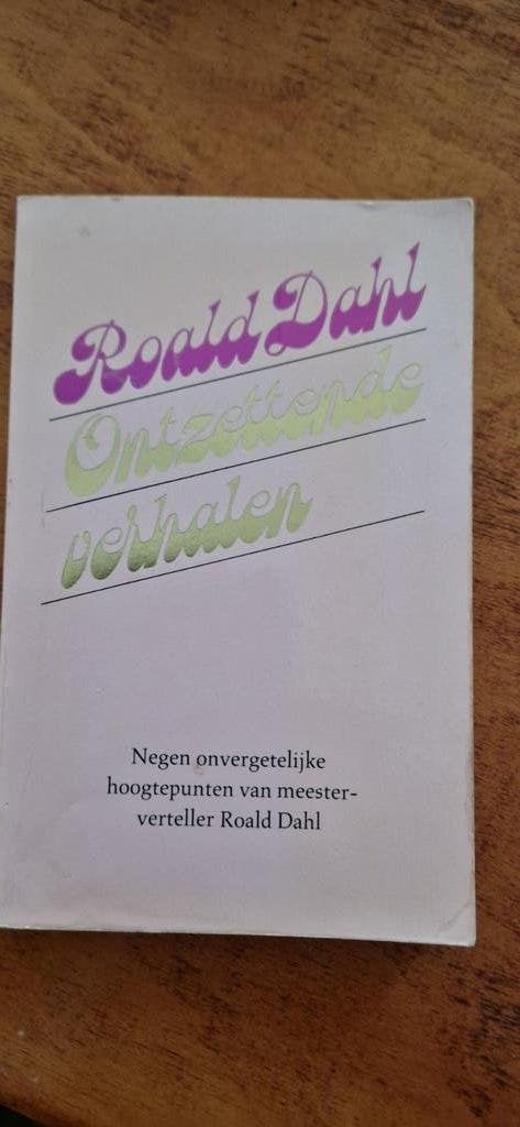Roald Dahl - Negen Onvergetelijke Verhalen, Boeken, Ophalen of Verzenden, Gelezen, Roald Dahl, Nederland