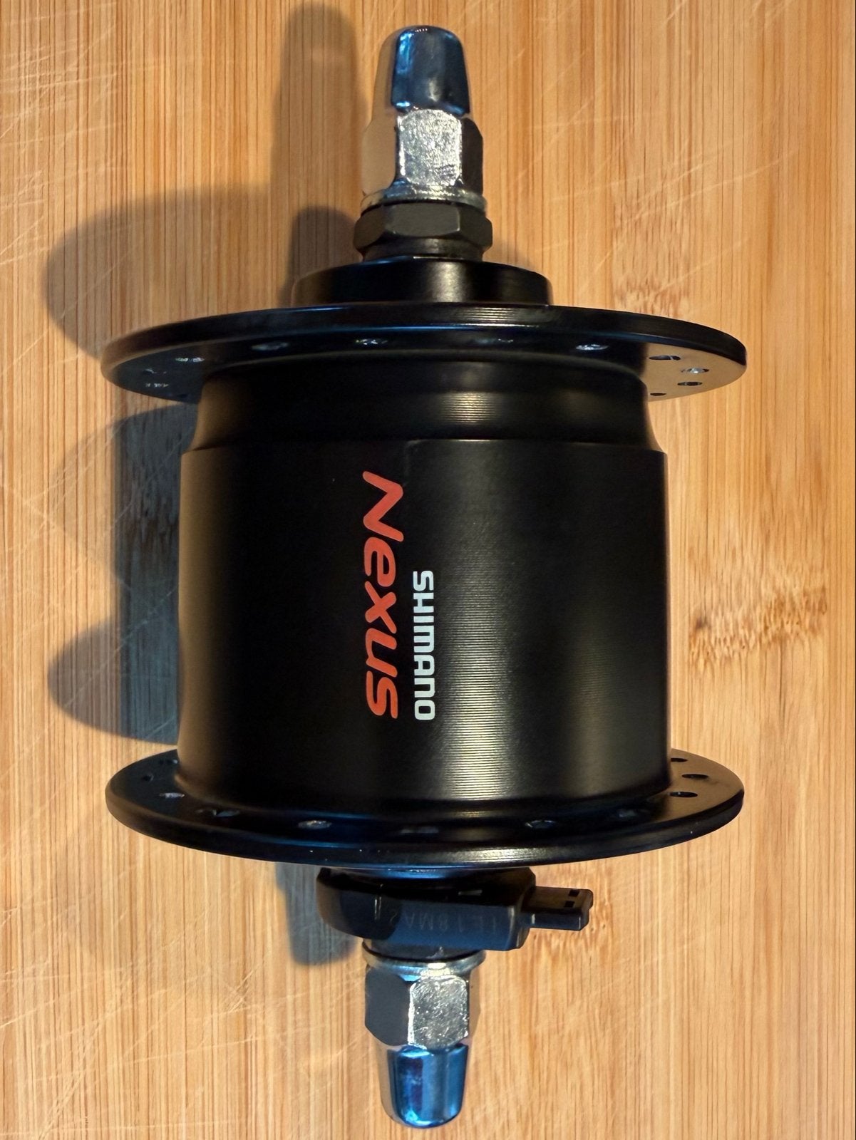 Shimano Nexus DH-C3000-3N-NT Naafdynamo, Fietsen en Brommers, Fietsonderdelen, Ophalen of Verzenden, Zo goed als nieuw, Aluminium