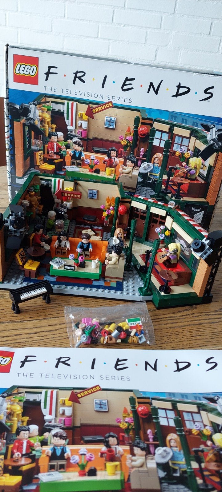 LEGO Ideas Friends Central Perk (21319) - Compleet, Ophalen of Verzenden, Zo goed als nieuw