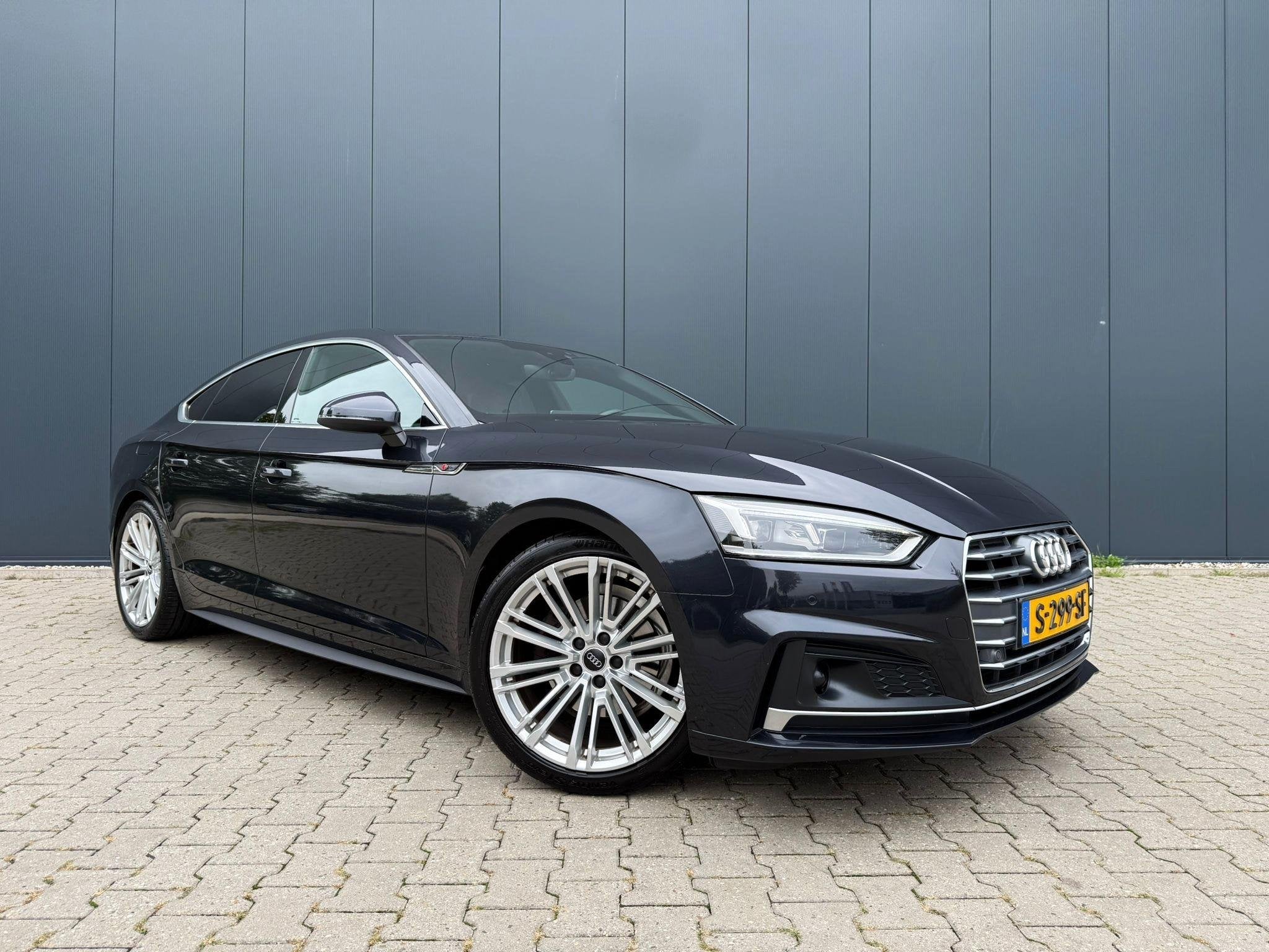 Foto 12 van Audi A5 Sportback 2.0 TFSI MHEV Sport Pro Line virtual / cam