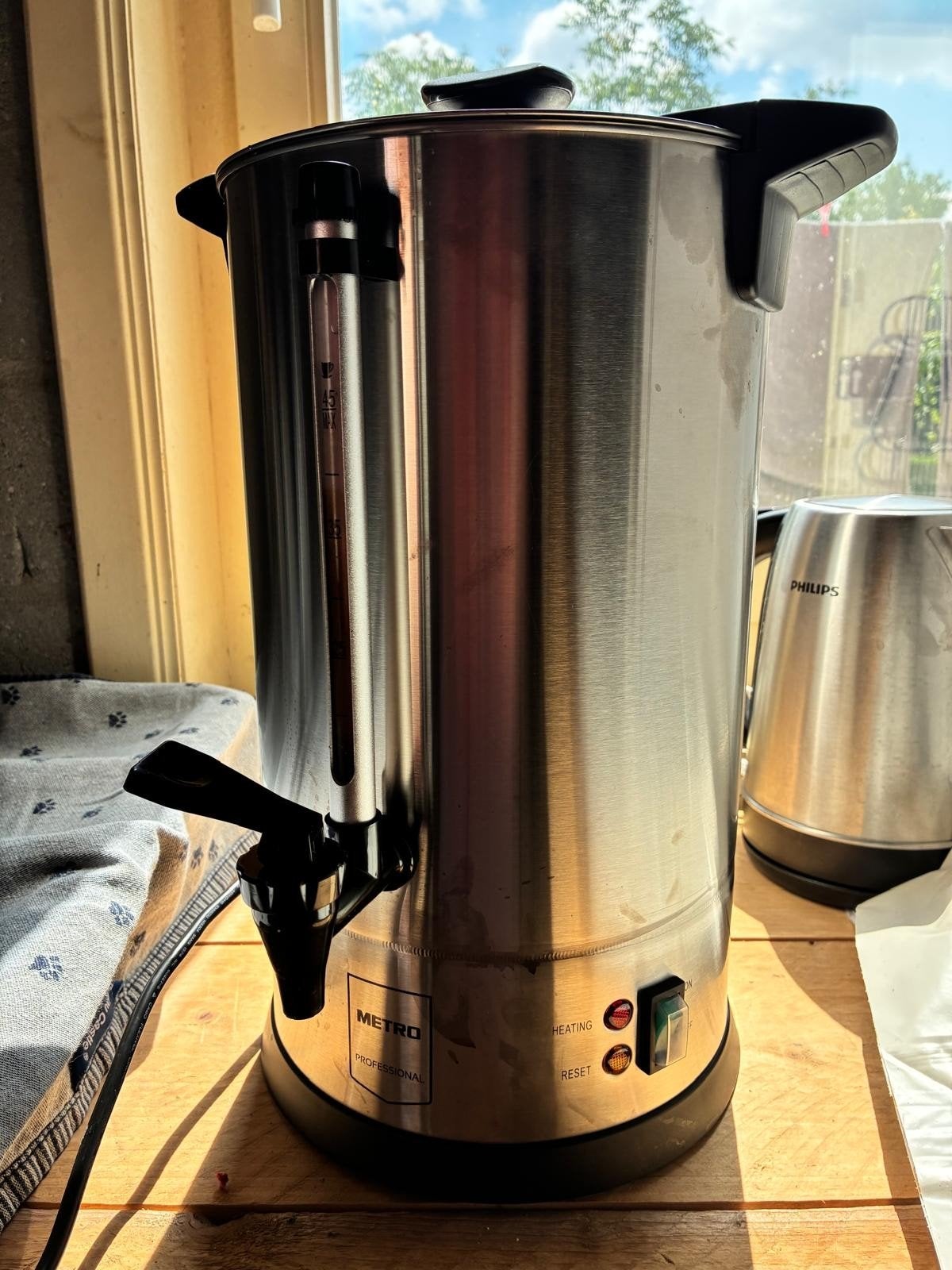 Koffie Perculator 6,75 liter, Witgoed en Apparatuur, Waterkokers, 2 liter of meer, Ophalen, Zo goed als nieuw, Rvs