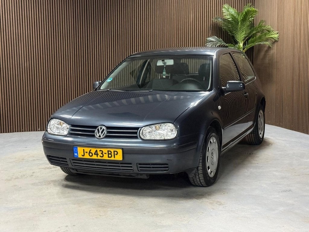 Volkswagen Golf 1.4-16V Master Ed. (bj 2003), Auto's, Gebruikt, 49 €/maand, Bedrijf, Handgeschakeld