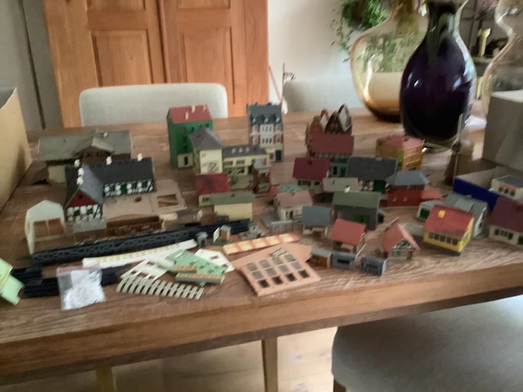Modelbouw huisjes spoorN, Hobby en Vrije tijd, Overige merken, Gebruikt, Gelijkstroom of Wisselstroom, Brug, Tunnel of Gebouw