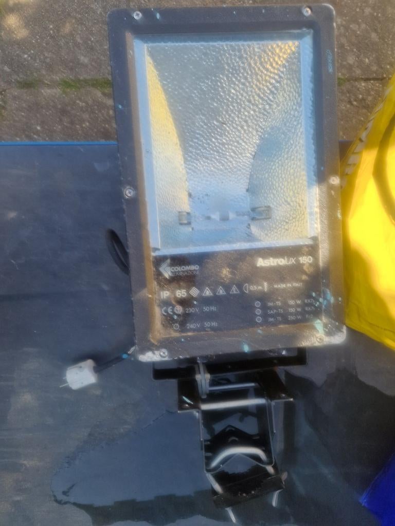 AstroLux 150 Buitenlamp / Schijnwerper IP65, Elektrisch, Gebruikt, Ophalen of Verzenden, Waterbestendig