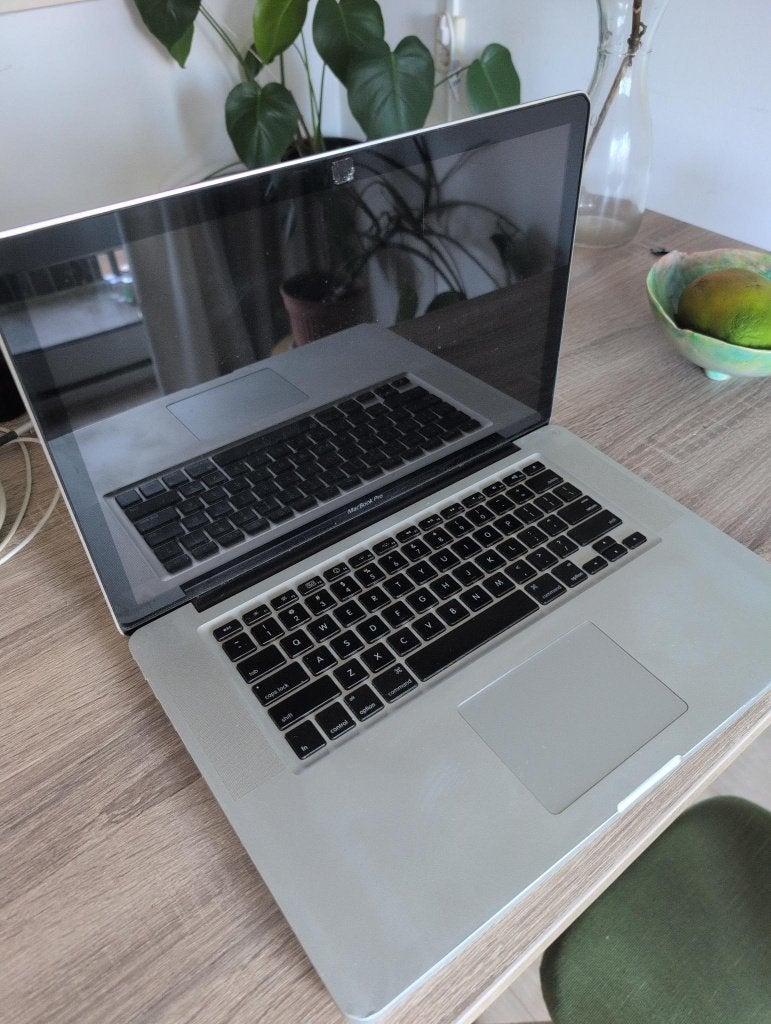 MacBook Pro 15" Early 2011 (A1286) – defect/ voor onderdelen, Computers en Software, Niet werkend, Onbekend, Ophalen, MacBook Pro
