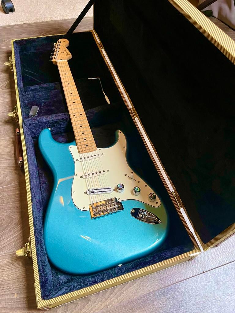 Fender Stratocaster met DiMarzio HB + koffer, Ophalen, Zo goed als nieuw, Solid body, Fender