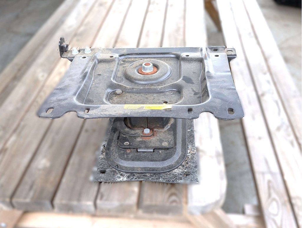 Chevrolet Express captain chair onderstel 1996-2024, Info@realtruck.com, Gebruikt, Ophalen of Verzenden, Real Truck