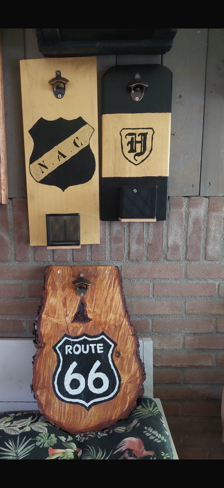 Unieke handgemaakte wandborden met flesopener, Huis en Inrichting, Gebruikt, Vintage, Ophalen of Verzenden, Wandbord of Wandpaneel