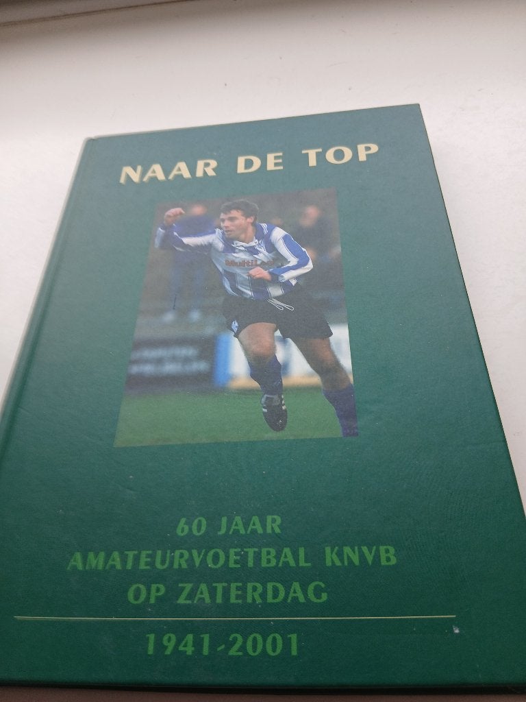 Voetbalboek naar de top, Ophalen of Verzenden, Zo goed als nieuw, Balsport